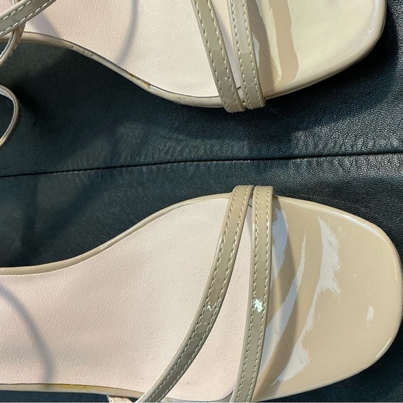 Chinese Laundry Beige Strappy Heels - Square Toe Platform Sandals (size 8.5) - Picture 3 of 13